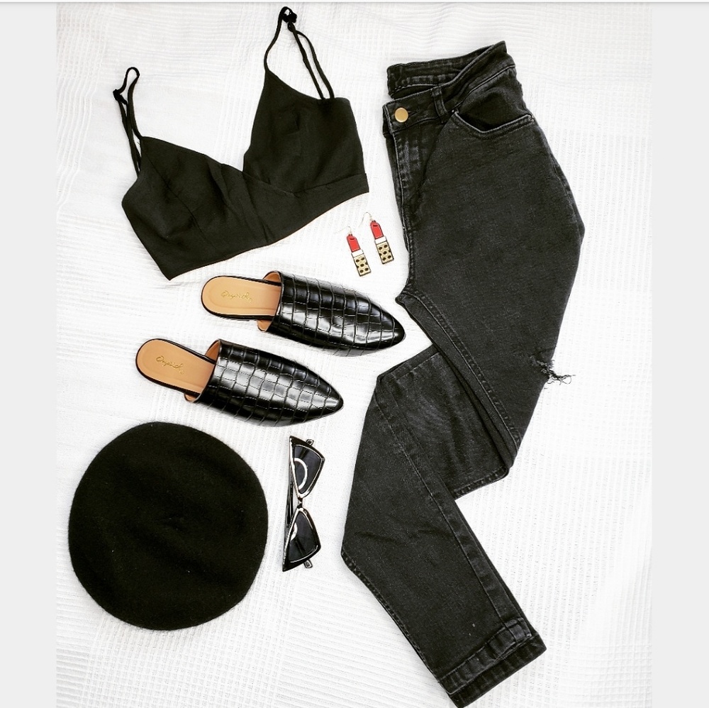 🆕️//The Marcy// black crocodile pattern mule flat - Picture 4 of 4